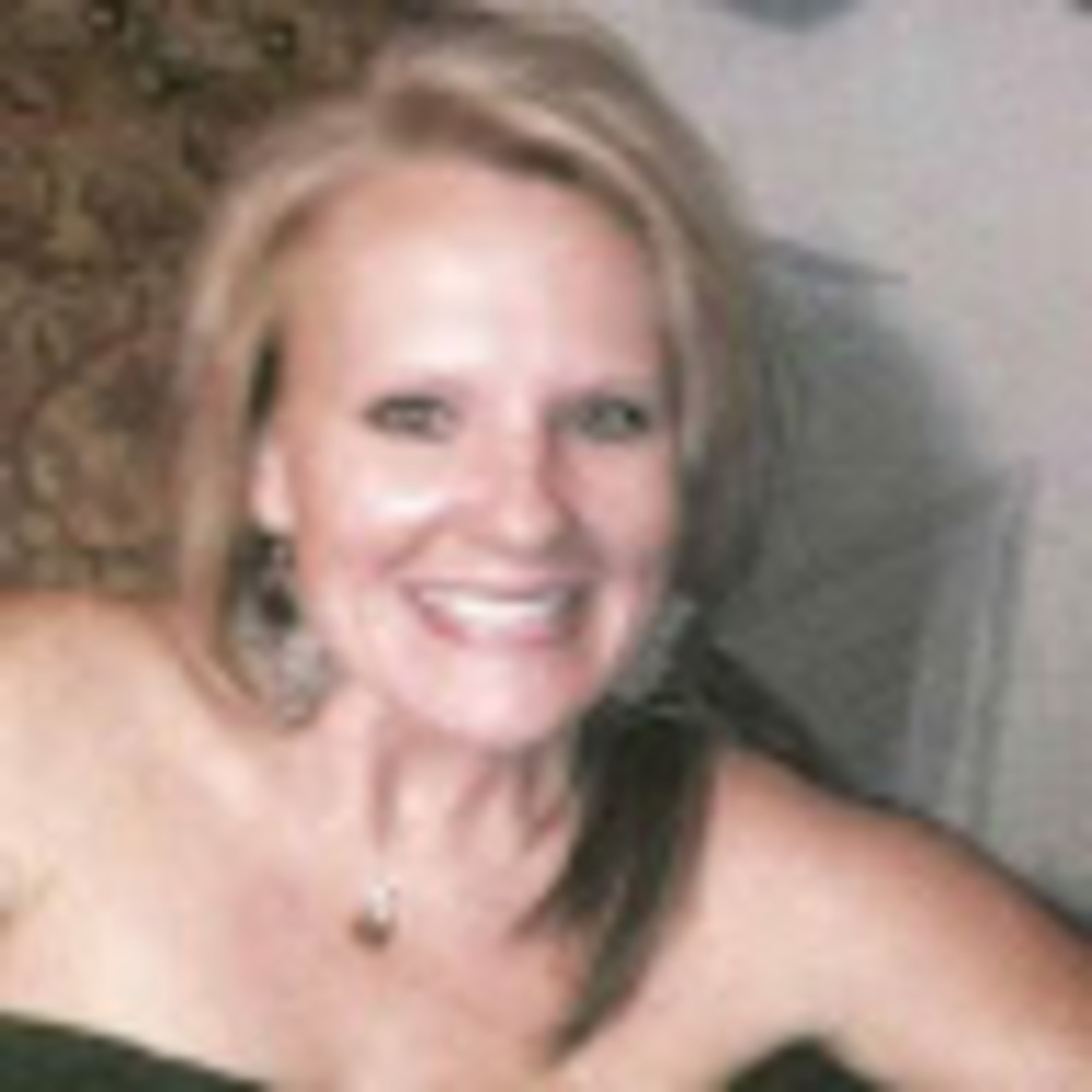 Meet your Posher, Julie nicole